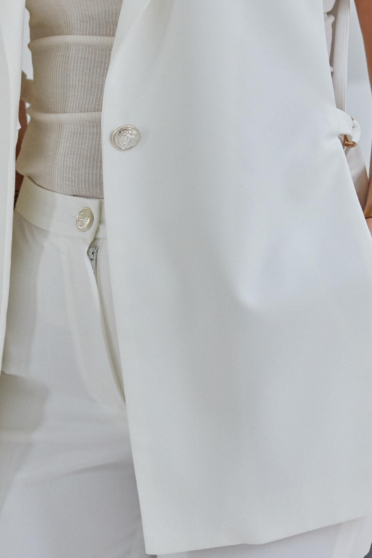 Elegant, ecru jacket with lining